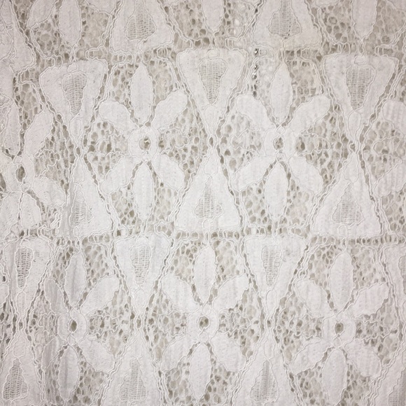 Lace Floral Shirt - Picture 3 of 5